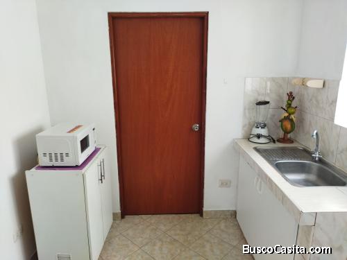Alquilo mini departamento 30 M2 en Mayorazgo