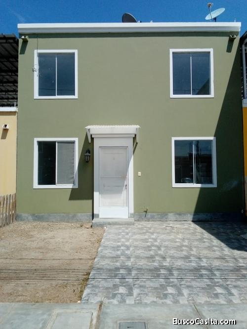 Oportunidad vendo casa de dos pisos en Urbanización cerrada