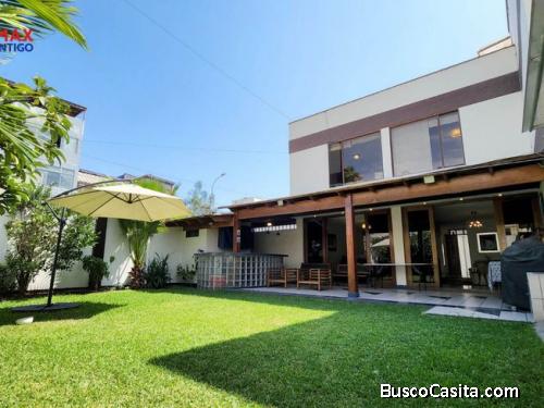 ¡Venta de Exclusiva Casa de Lujo en esquina Santiago de Surco! 339 metros 