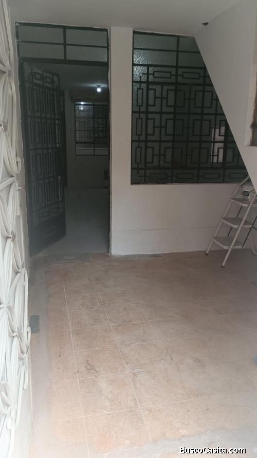 VENDO CASA EN CARABAYLLO URB SANTO DOMINGO 2 DA ETAPA