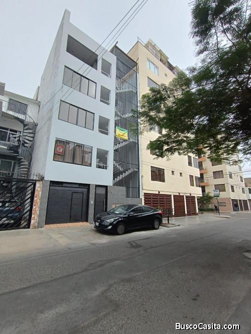  VENDO AMPLIO Y EXCELENTE DEPARTAMENTO EN URB SOL DE ORO - LOSOLIVOS