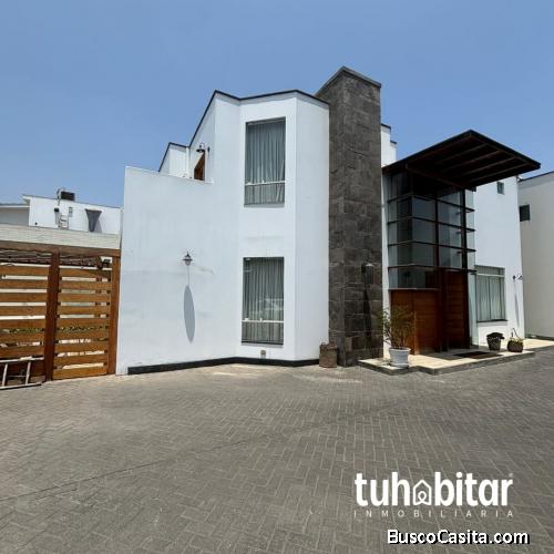 VENTA DE LUJOSA CASA EN LA MOLINA