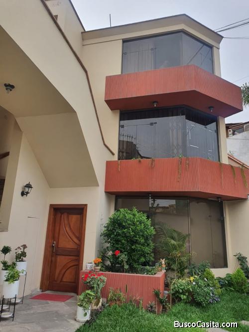 ¡OCASION! ¡Venta de Departamento en Surco, incluye los Aires!