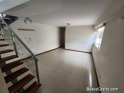 SE VENDE DUPLEX EN PUEBLO LIBRE