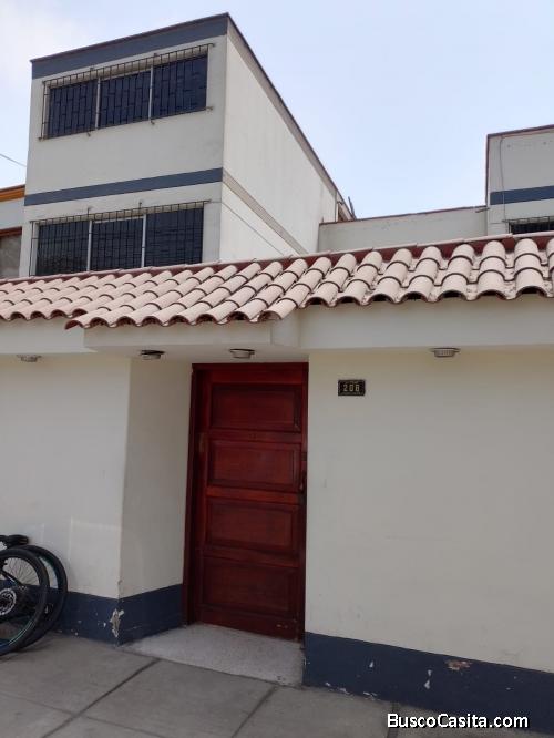 OCASION - ALQUILER DE CASA DE 3 PISOS - NEPTUNOSURCO - USD 2,000