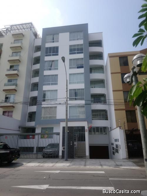 DEPARTAMENTO DE 2 DORMITRORIOS EN ESTRENO, ESPACIOSO CON EXCELENTE UBICACION, CON VISTA INTERIOR