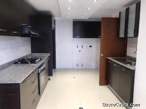 Se alquile departamento en  San Borja, av las artes