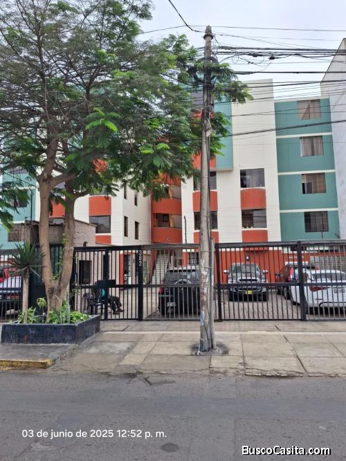 VENDO DEPARTAMENTO DE 77M2  X VIAJE EN LA CAMPIÑA CHORRILLOS