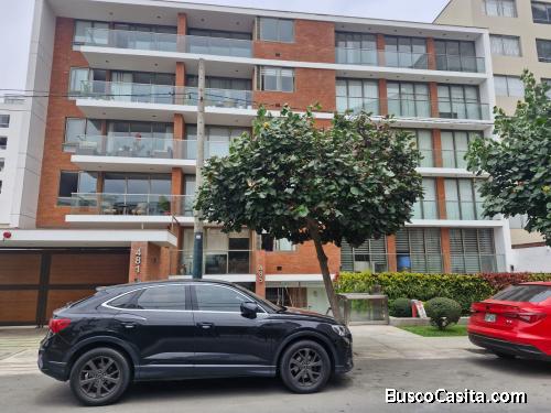 Gran comodidad y Tranquilidad en San Isidro: Departamento en 1° piso, de 215m² con Patio - terraza