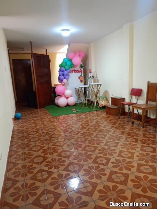 VENDO CASA DE  120 M2. URB. TOMAS VALLE