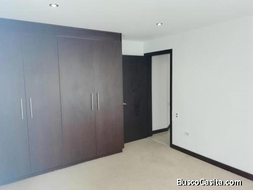 Buen Departamento de San miguel , av los patriotas