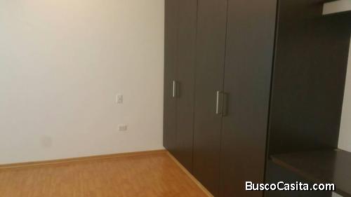 Alquiler de departamento en  SURQUILLO  av la calera  