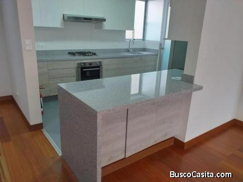 ALQUILER AMPLIO DEPARTAMENTO EN  SURCO  AV CAMINOS DEL INCA 