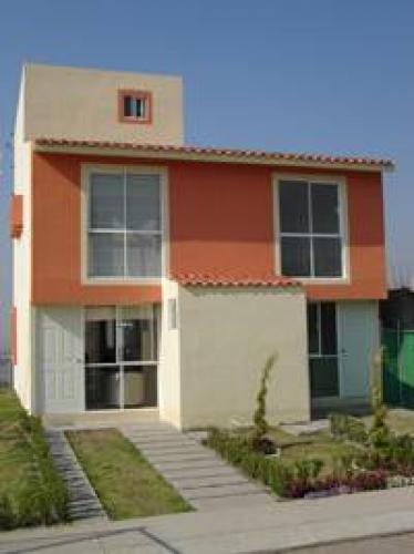 RENTO CASA NUEVA