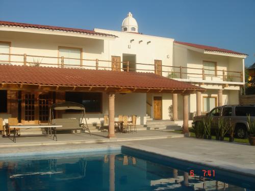 RENTO HERMOSA QUINTA EL AGAVE