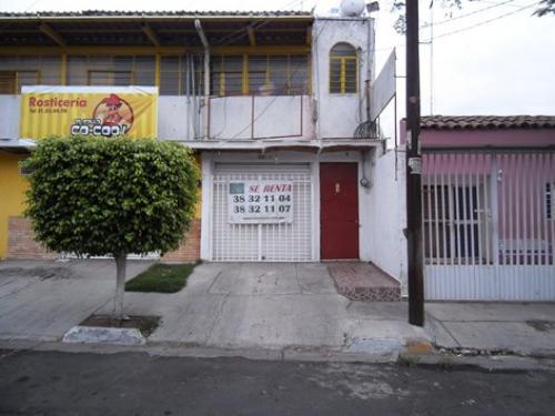LOCAL BIEN UBICADO
