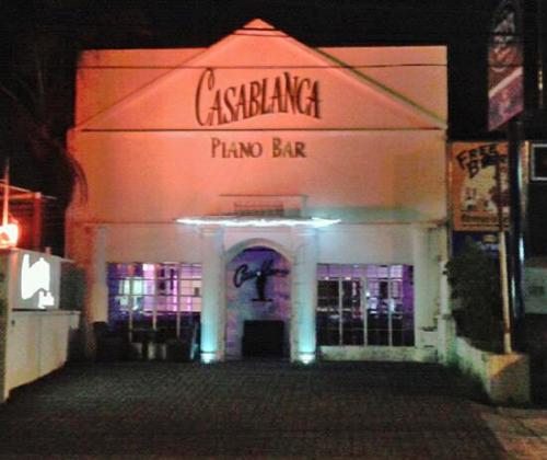 Se traspasa / Piano Bar Casa Blanca / Zapopan