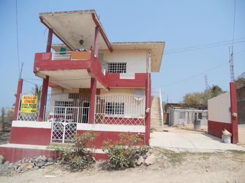 VENDO CASA SUIZA