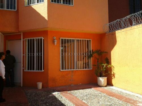 Casa En Parques Del Tepeyac En Venta , Zapopan