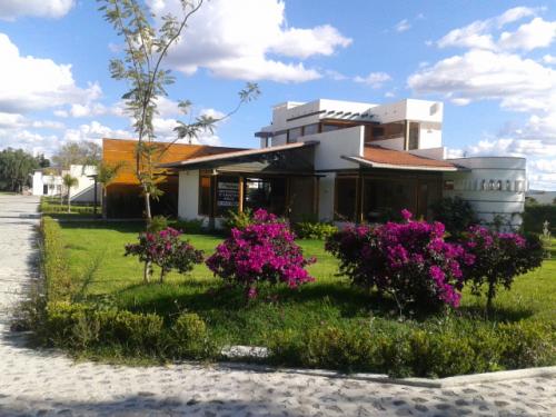 Casa en esquina 5 Recámaras Luna Canela Residencial Atlixco