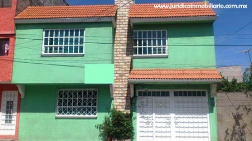 Se vende bonita casa en los Reyes con excelente ubicación