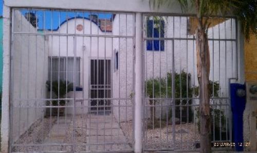 Rento casa al Norte pareja sin niños equipada