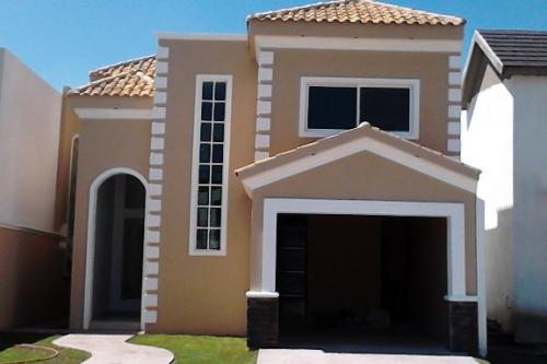 Rento casa nueva en Coto San Nicolas