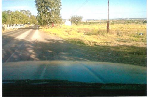 Vendo predio frente al club San Carlos con agua