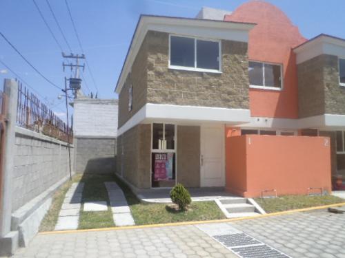Privada con 12 Casas Nuevas, en Rincón Bellavista, Cuautitlán Izcalli