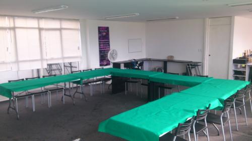 Aula multiusos en renta para capacitaciones y conferencias