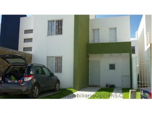 Vendo casa 2 plantas al norte fraccionamiento cerrado