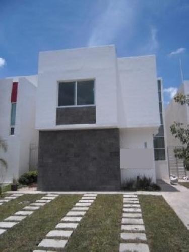 AMPLIA CASA REAL BANUS
