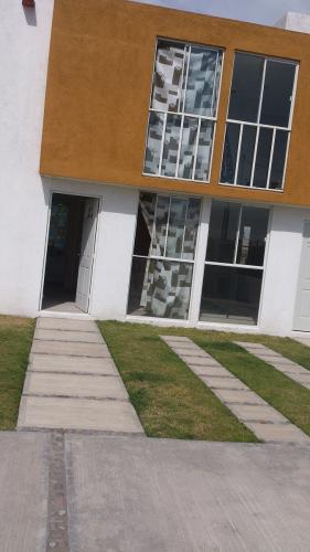 ULTIMA CASA BONITA Y BARATA