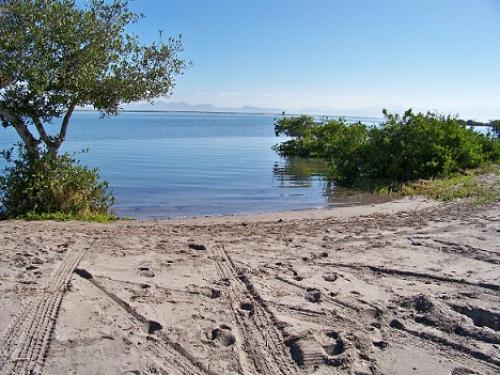 Oferta ! Terreno de 7 has con playa en Bahia de La Paz