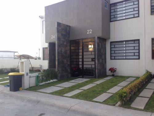 Casa sola Lago Residencial