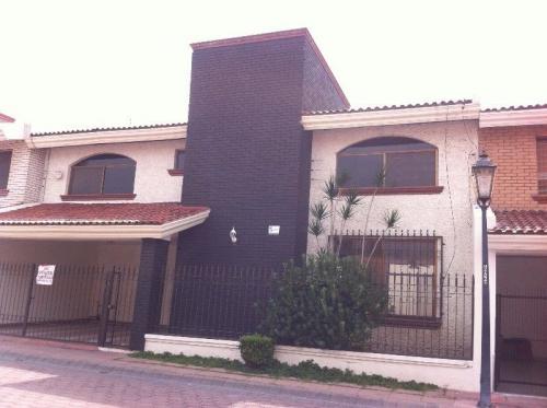 VENDO CASA FRENTE UNIVERSIDAD DE AGUASCALIENTES NORTE DE OPORTUNIDAD