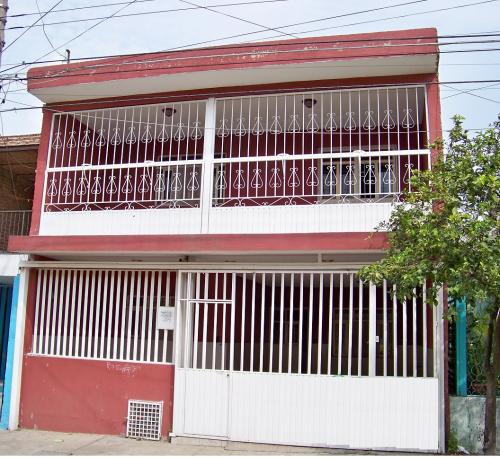 Oportunidad casa remodelada col 5 de Mayo