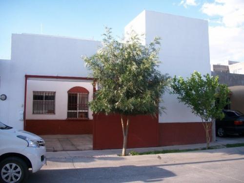 RENTO CASA AL NORTE EQUIPADA Y AMPLIADA