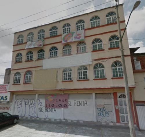 Edificio en Renta por partes en Av. Torres (Toluca)
