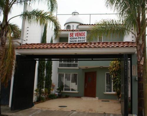 Traspaso Casa con Jacuzzi en zona La Tijera