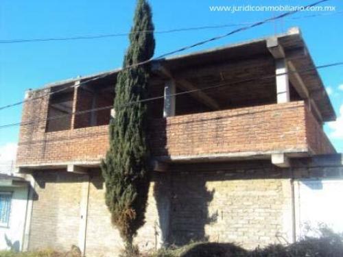 CASA EN OBRA NEGRA CON AMPLIO JARDIN EN MIRAFLORES
