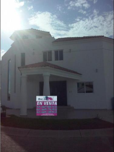 Fantástica Residencial en Puerta al Mar