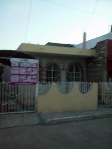 Excelente casa en la colonia francisco villa