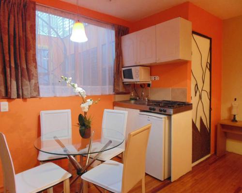 Departamento en zona residencial, sin aval.