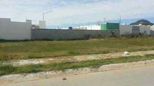 Excelentes terrenos en Real del Valle