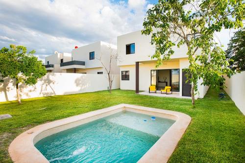 En RENTA casa grande y cómoda en zona residencial de Mérida 