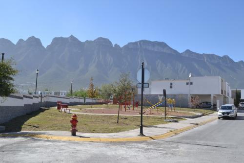 HERMOSA, SEGURA Y TRANQUILA CASA