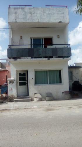 EXCELENTE VIVIENDA FRACC. HACIENDA LA PARROQUIA, VERACRUZ, VER.