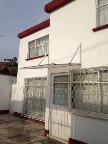 CASA EN VENTA EN RANCHO LA MORA TOLUCA