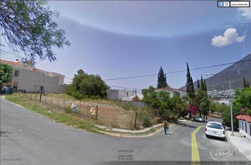 TERRENO COLONIA SATÉLITE. PLANO Y EN ESQUINA. EXCELENTE OPORTUNIDAD.